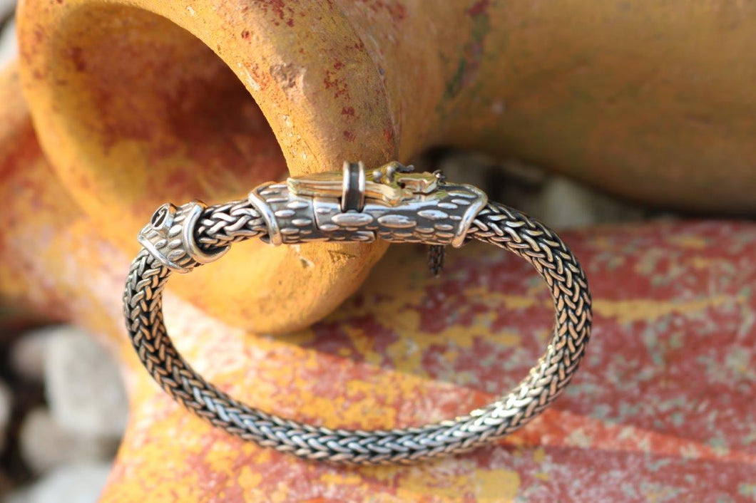 Round Weave Bracelet With Gold Dagger Lock